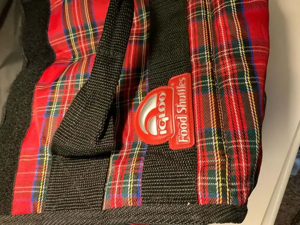 Igloo Food Shuttles Insulated Red Tartan Plaid Food Delivery Travel Bag